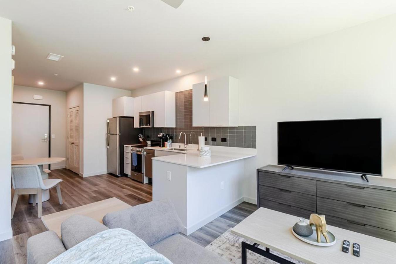 Apartment Landing At Emory At Red - 1 Bedroom In *